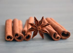 cinnamon 10 warm and cozy essential oils